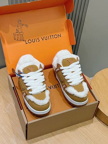 Louis Vuitton LV trainer sneaker 22