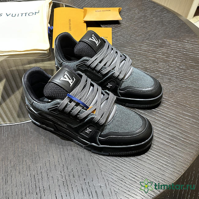 Louis Vuitton LV trainer sneaker 25 - 1