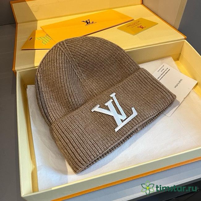 LV hat 15 - 1