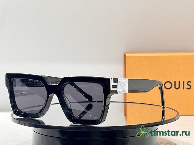 LsVttn Sunglasses 96006 - 1