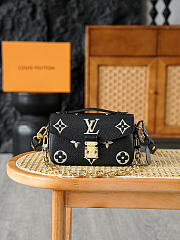 LV Pochette Metis black 13.5*6*21.5CM - 1
