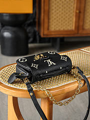 LV Pochette Metis black 13.5*6*21.5CM - 6