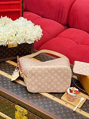 LV Travels Wit bag 31*18*26CM - 4