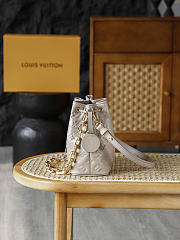 LV COUSSIN BUCKET pink High-quality bag 20*10*20CM - 2