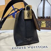 LV Low Key Messenger black High-quality bag M13148 30*18*12CM - 3
