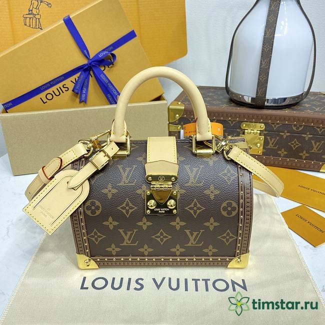 LV crossbody High-quality bag 21*13*15CM - 1