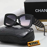 Shopping over $300 send a Chanel sunglasses - 1