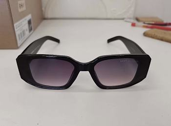 Shopping over $300 send a YSL sunglasses