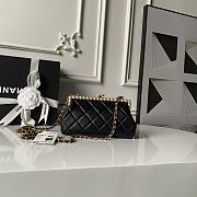 Chanel High quality 26C Pearl Evening Bag black AS5912 10×20×7cm - 1
