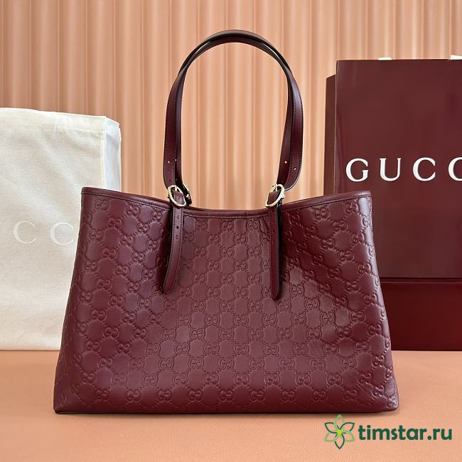 Gucci Emblem crossbody bag 38*25*15cm - 1