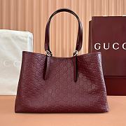 Gucci Emblem crossbody bag 38*25*15cm - 1