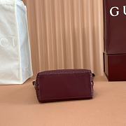 Gucci Emblem crossbody red bag 15*18*8cm - 4