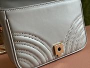 Gucci GG Marmont white crossbody bag - 2