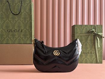 Gucci GG Marmont black crossbody bag 17*26*4cm