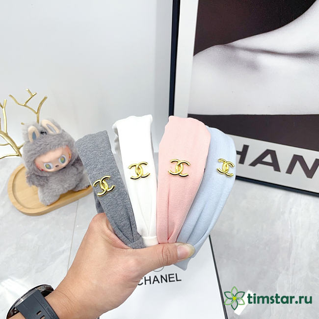 Shopping over $500 send a Beautiful Chanel headdress 05 - 1