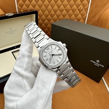 Patek Philippe watch 7010/1G-011 32mm 