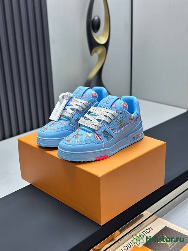 Louis Vuitton LV trainer sneaker 32 - 1