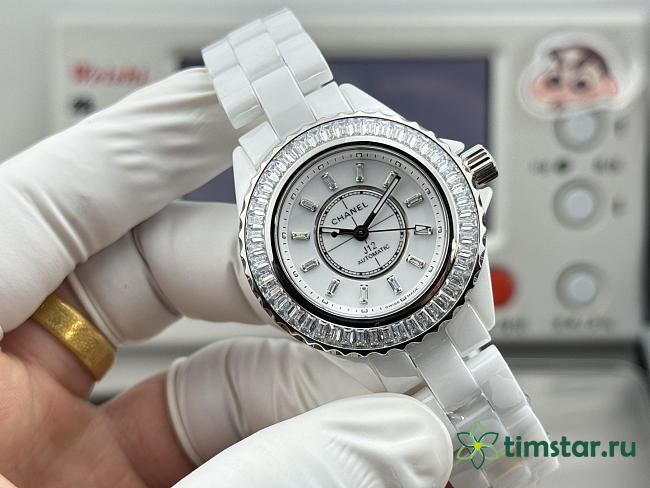 Chanel watch white 33mm - 1